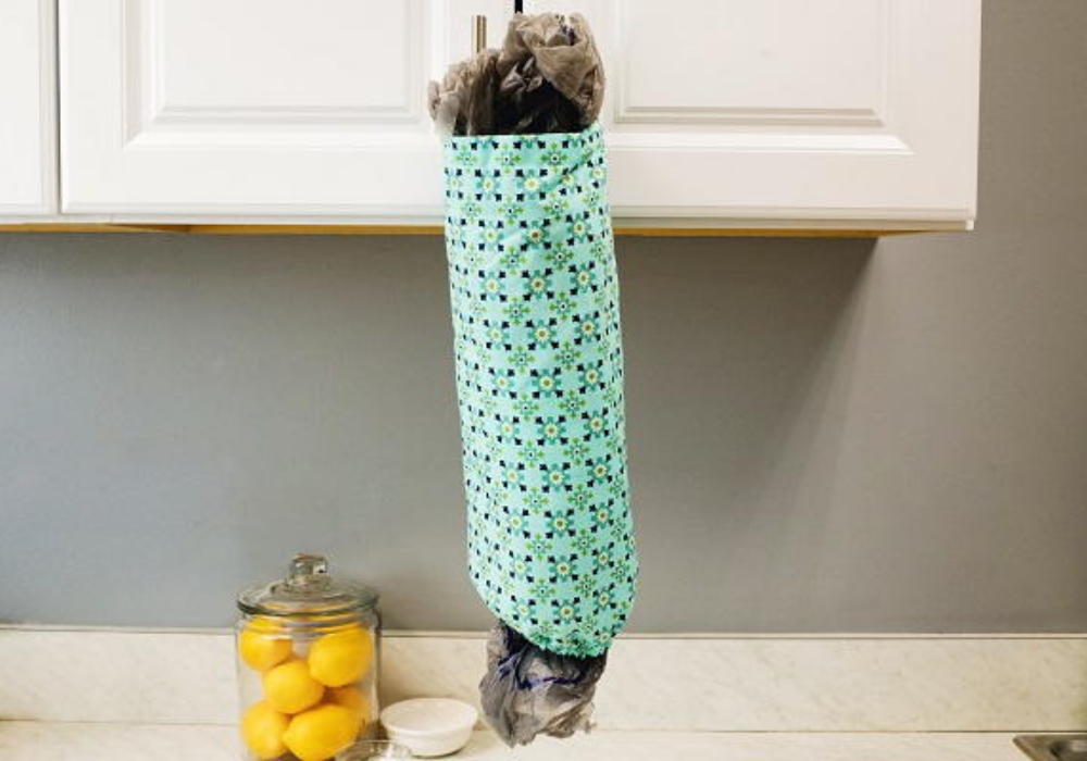 Easy Plastic Bag Holder DIY (Video Tutorial) | AllFreeSewing.com