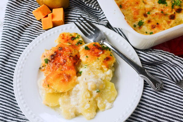 Cheesy Easy Scalloped Potatoes Recipe