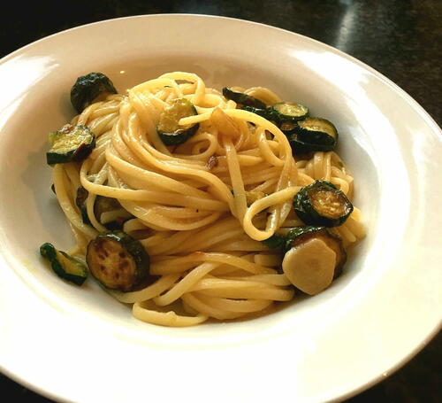 Spaghetti With Zucchini: A Simple Dish Full Of Taste