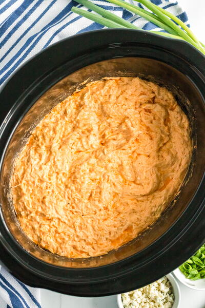 Slow Cooker Buffalo Chicken Dip