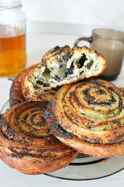 Poppy Seed Rolls