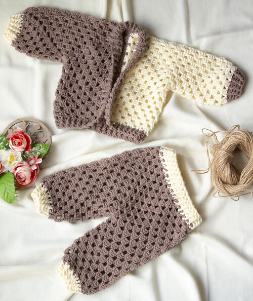 Crochet Baby Set Using The Granny Stitch