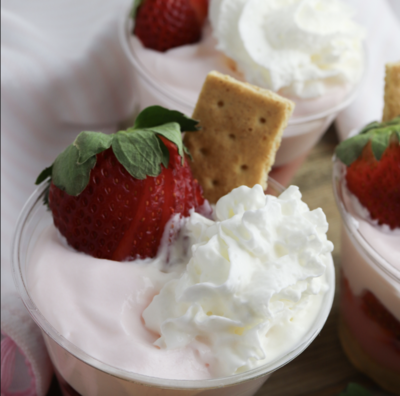 Strawberry Pudding Parfaits