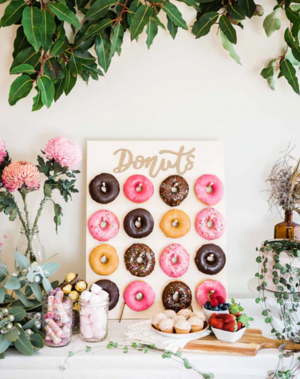 StarPack Premium Donut Wall Stand Giveaway
