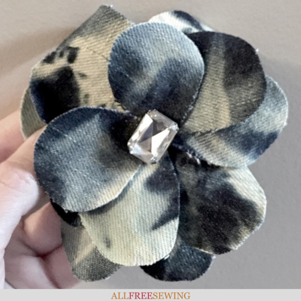 DIY Denim Flower Hair Clip