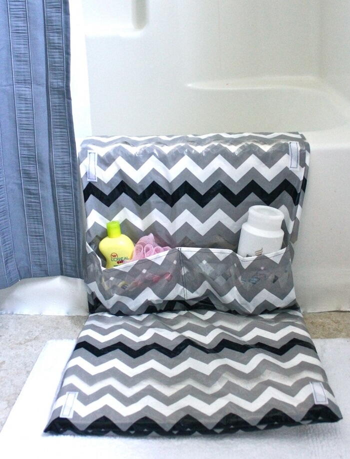 DIY Bath Mat with Pockets