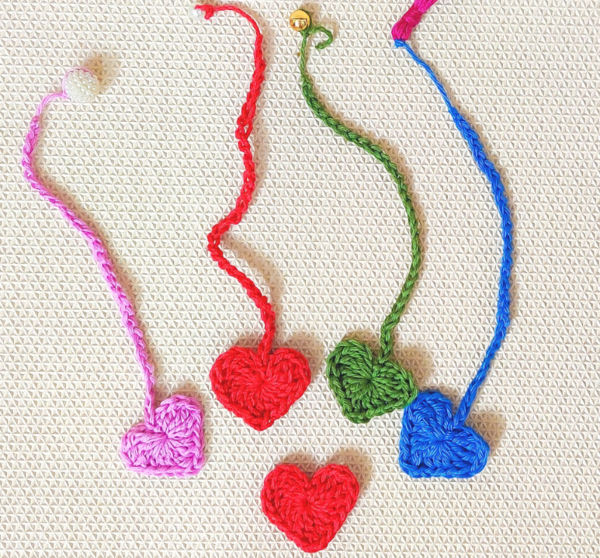 How To Crochet A Heart Bookmark Last Minute Valentine's Day Gift Idea