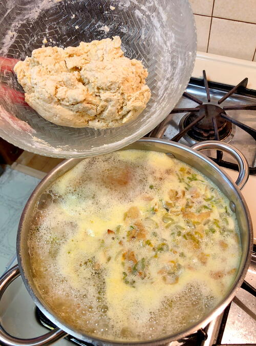 Easy Chicken And Dumpling Soup Recipe   