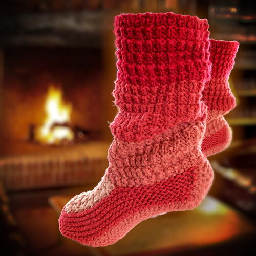 Super Cozy Textured Adult Bootie Slippers – Free Knitting Pattern