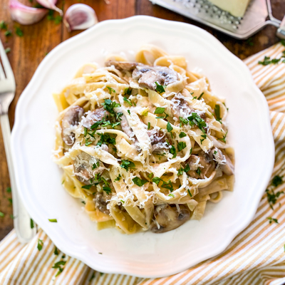 Creamy Mushroom & Garlic Pasta | The Easiest & Most Delicious Pasta