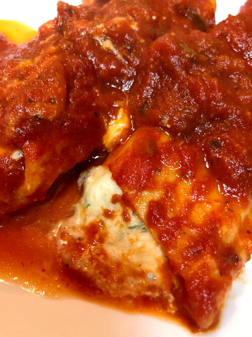The Best Baked Cheese Manicotti 