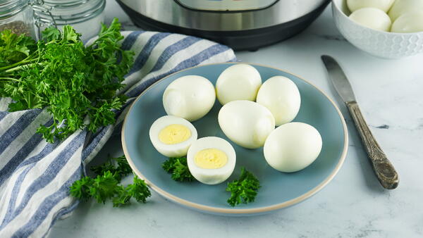 Quick & Easy Instant Pot Hard Boiled Eggs Recipe