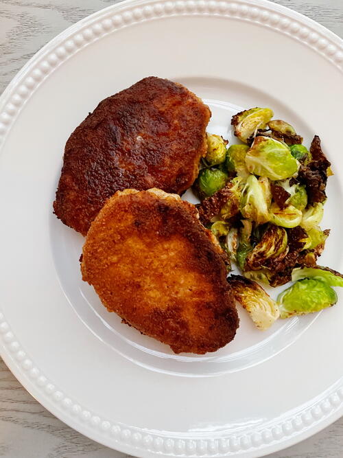 Easy Pan Fried Boneless Pork Chops