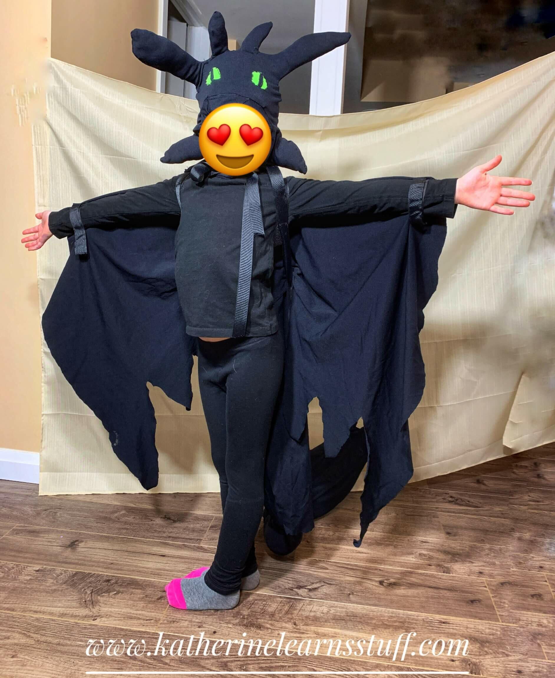 DIY Toothless Costumefrom How To Train Your Dragon