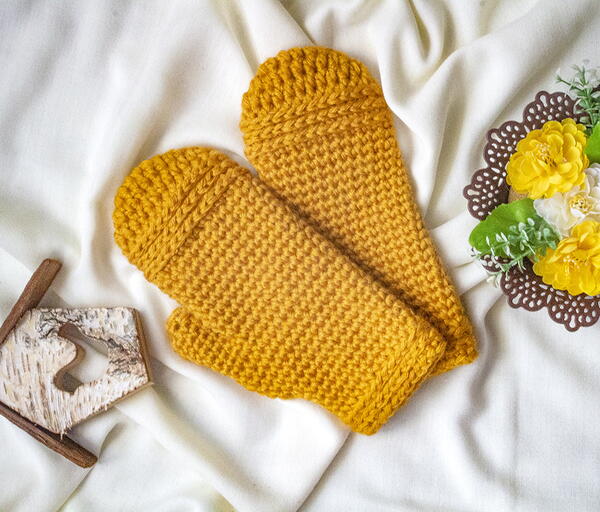 Easy Crochet Mittens Pattern
