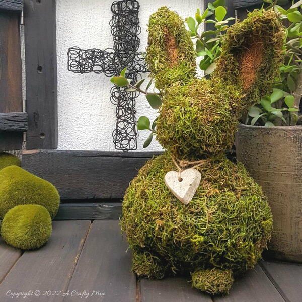 Easy Recycled Moss Bunny