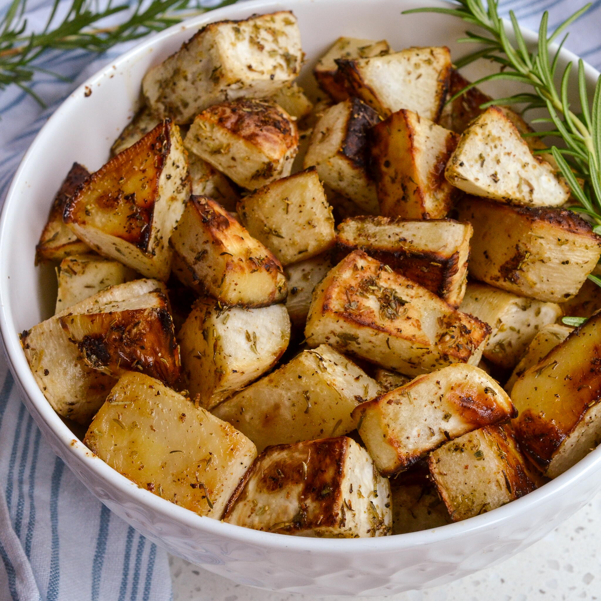 Roasted Turnips | RecipeLion.com