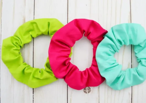 How To Sew A Scrunchie In 5 Steps