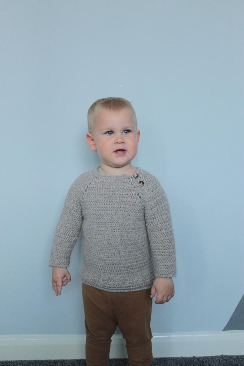 Cole's Raglan Sweater | AllFreeCrochet.com