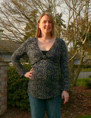 How to Sew Your Own Maternity Shirt