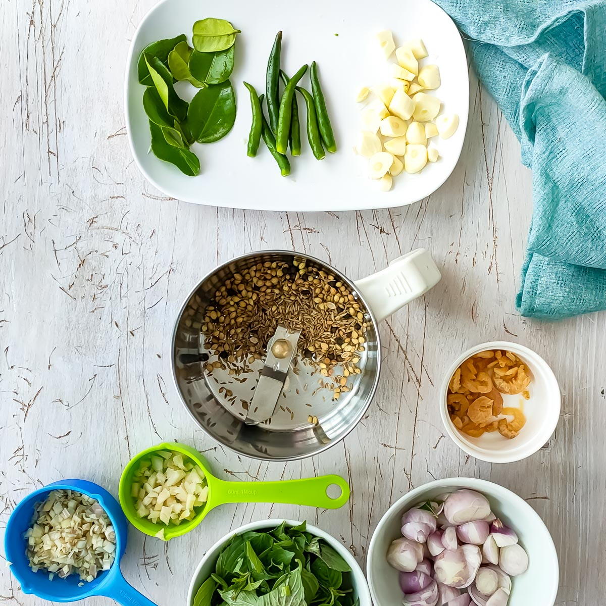 Easy Thai Green Curry Paste | FaveHealthyRecipes.com