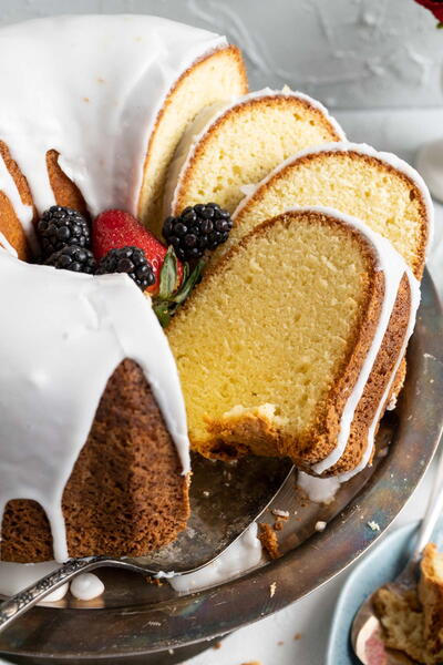 Sour Cream Pound Cake