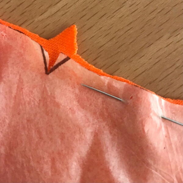 Marking Notches on Fabric: Cutting Notches Outwards - Single Triangle