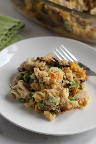 Old Fashioned Tuna Noodle Casserole