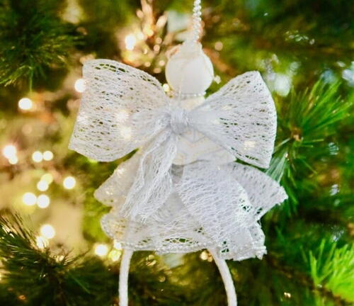 Angels on the Tree Easy Christmas Decoration