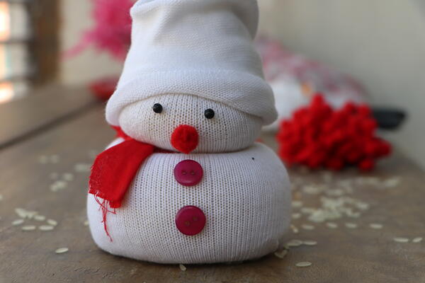 No-Sew Sock Snowman With Rice In Minutes