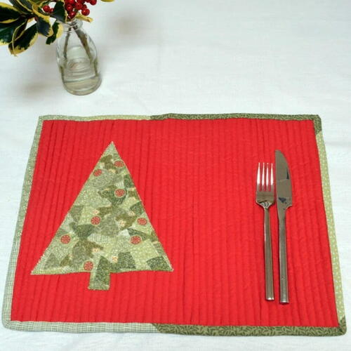 Scrappy Christmas Table Mats