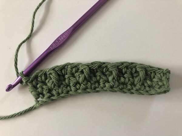 Crochet bar stitch step #8
