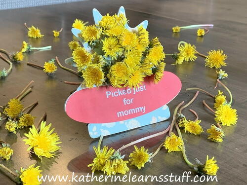 Simple Mother's Day Paper Vase
