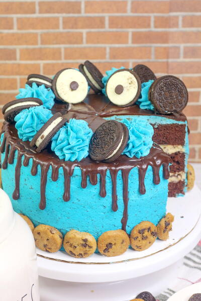 Cookie Monster Cake