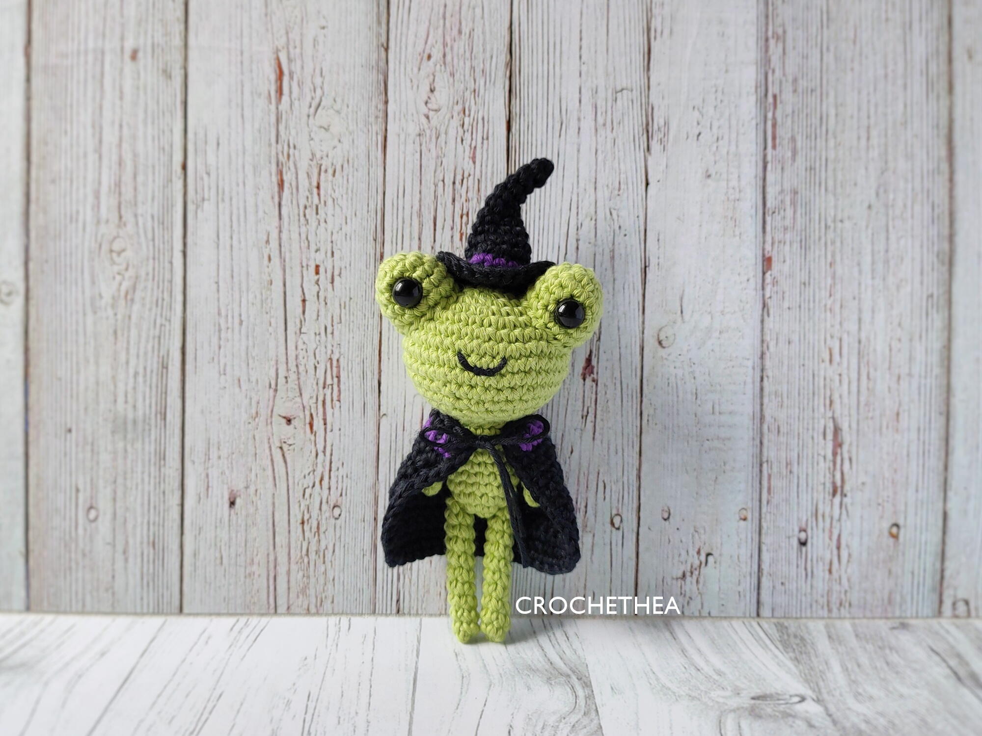 Wizard Frog Crochet Pattern | AllFreeCrochet.com