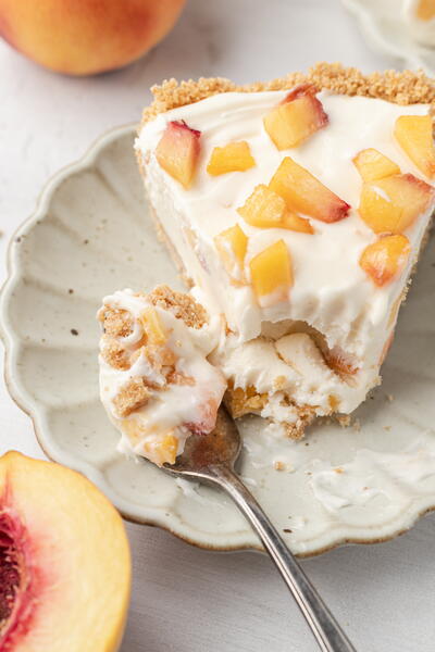 Peaches And Cream Cheesecake