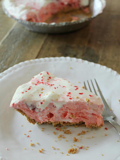 No Bake Light As Air Strawberry Pie