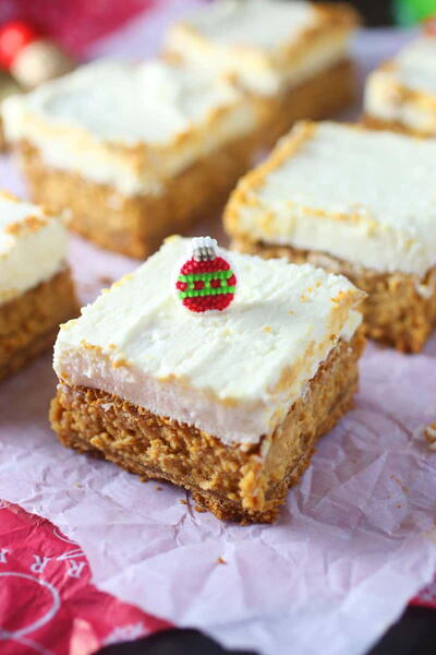 Creamy Gingerbread Cheesecake Squares