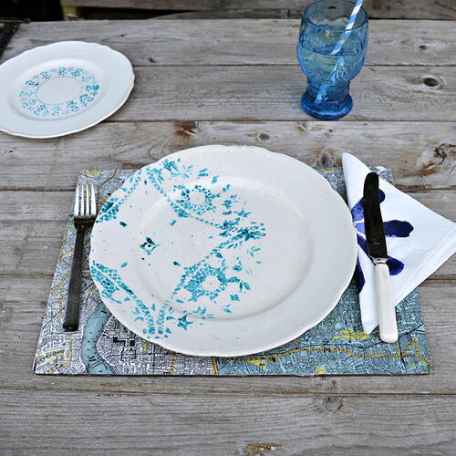 Doily Stencilled Old China Plates 