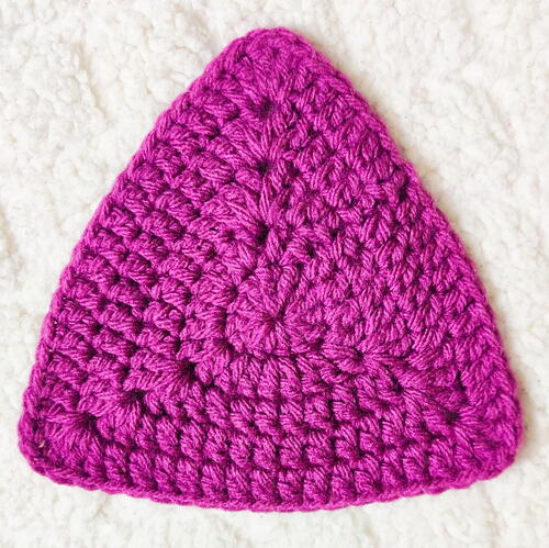 Double Crochet Solid Triangle Pattern In The Rounds