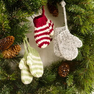 Knitted Mitten Ornaments Pattern