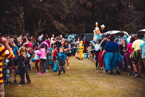 How to Host a Trunk or Treat Event