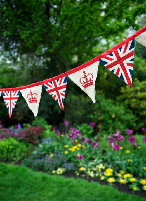 Jubilee Bunting Instructions