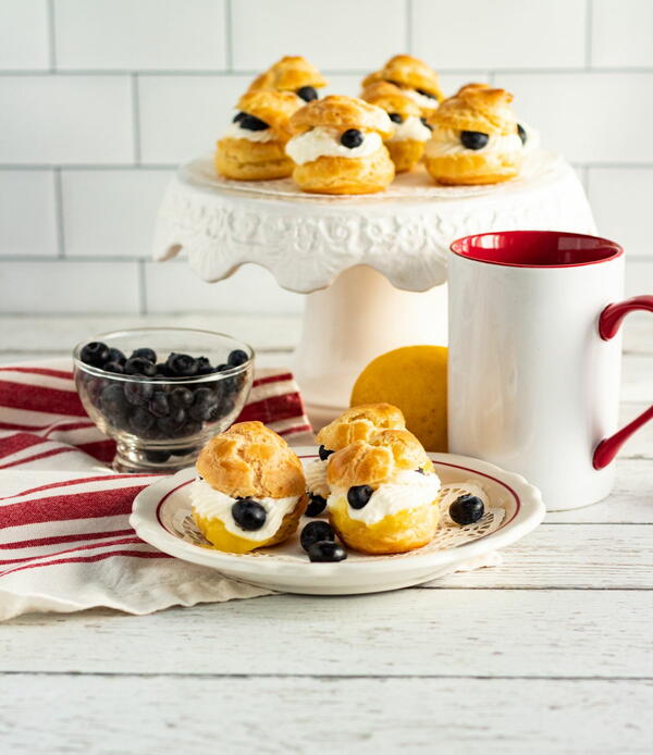 Lemon Cream Puffs With Fresh Blueberries