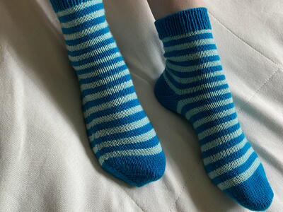 Easy Striped Socks Pattern For Beginners