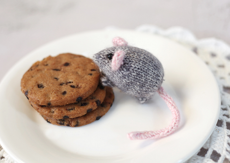 The Tiny Mouse Knitting Pattern