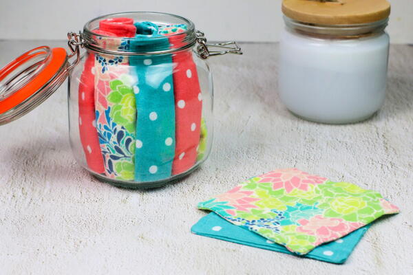 DIY Reusable Dryer Sheets