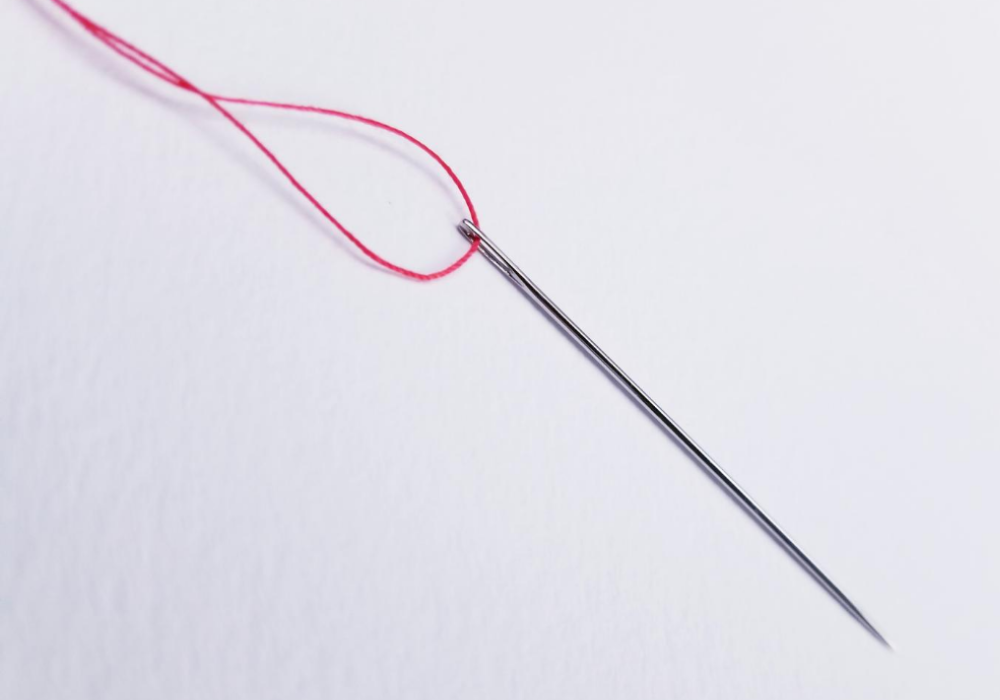 How to Thread a Needle for Hand Sewing