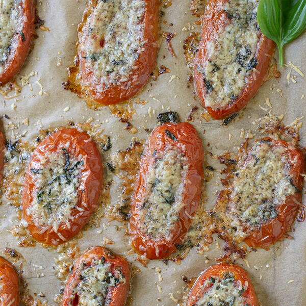 Baked Tomato Slices With Parmesan