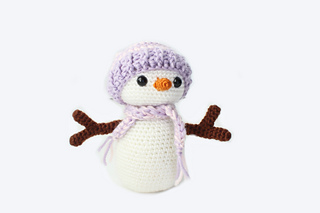 Lucy The Snowman Plushie